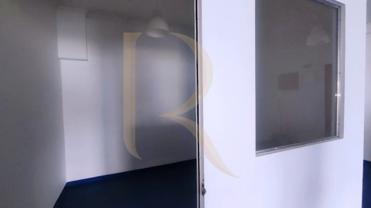 Loja para Arrendamento em Seixal, Arrentela e Aldeia de Paio Pires Foto 5