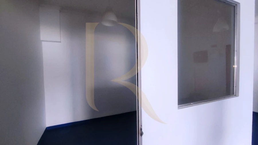 Loja para Arrendamento em Seixal, Arrentela e Aldeia de Paio Pires Foto 5