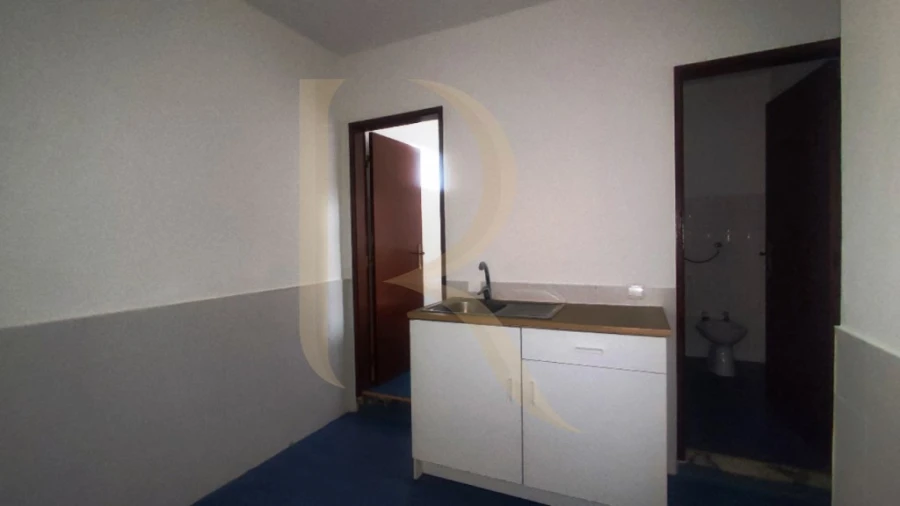 Loja para Arrendamento em Seixal, Arrentela e Aldeia de Paio Pires Foto 7