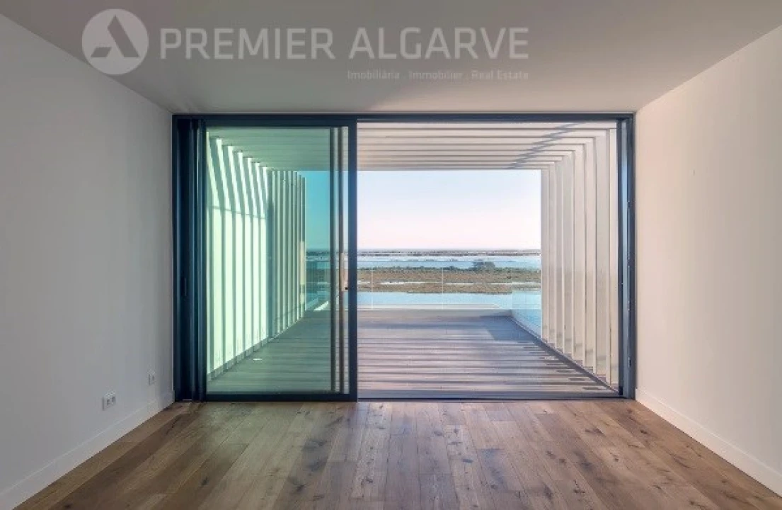 Apartamento T3 para Venda em Moncarapacho e Fuseta Foto 1