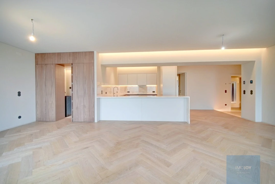 Apartamento T3 para Venda em Santo António Foto 4
