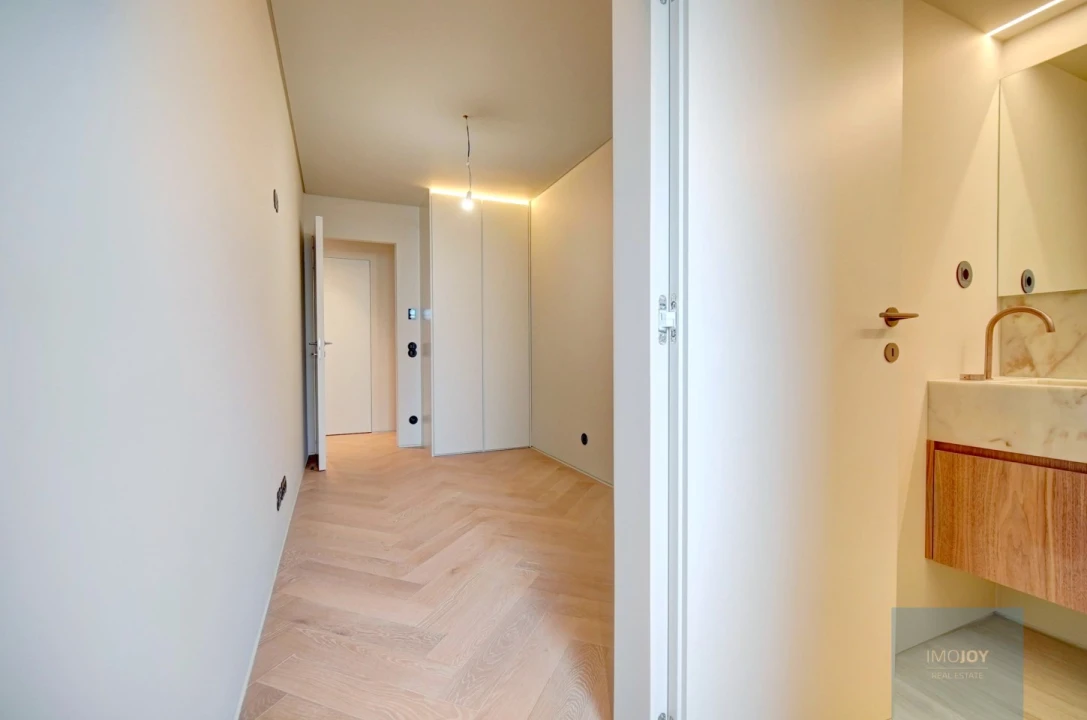 Apartamento T3 para Venda em Santo António Foto 19