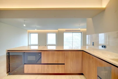 Apartamento T3 para Venda em Santo António