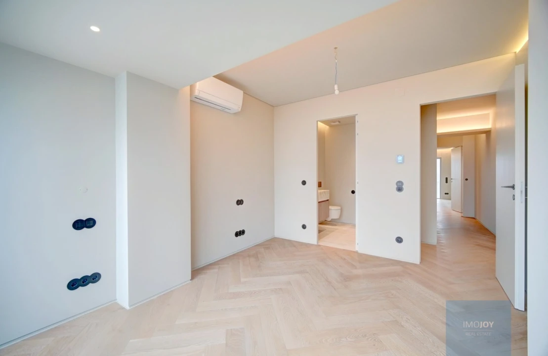 Apartamento T3 para Venda em Santo António Foto 18