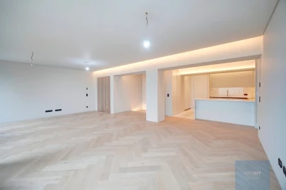 Apartamento T3 para Venda em Santo António