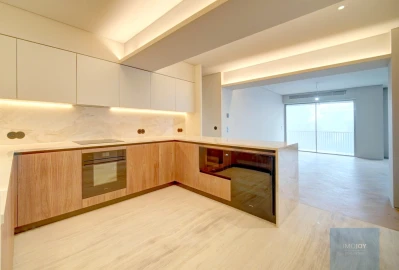 Apartamento T3 para Venda em Santo António