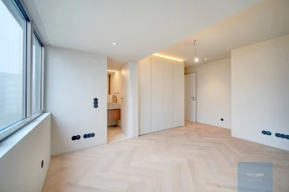 Apartamento T3 para Venda em Santo António