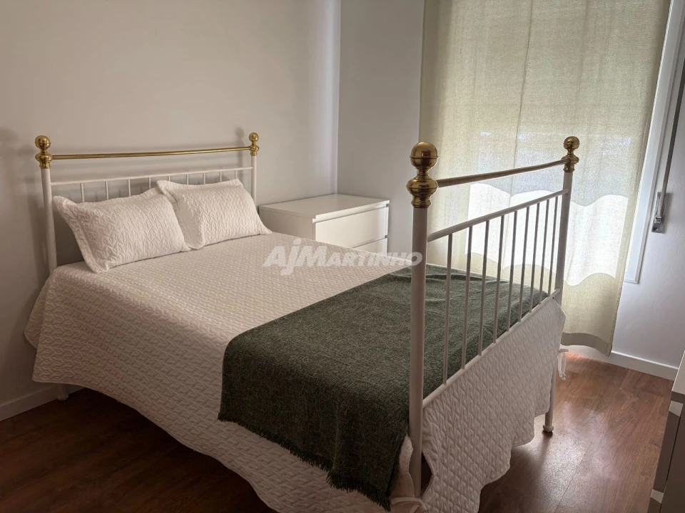 Apartamento T2 para Arrendamento em São Mamede de Infesta e Senhora da Hora Foto 16