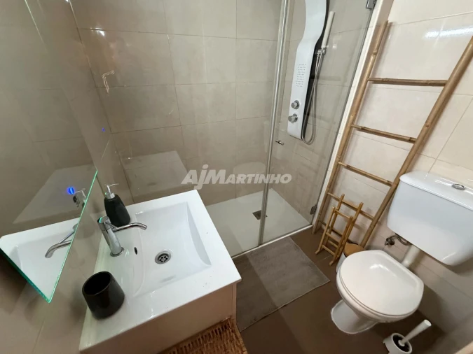 Apartamento T2 para Arrendamento em São Mamede de Infesta e Senhora da Hora Foto 9