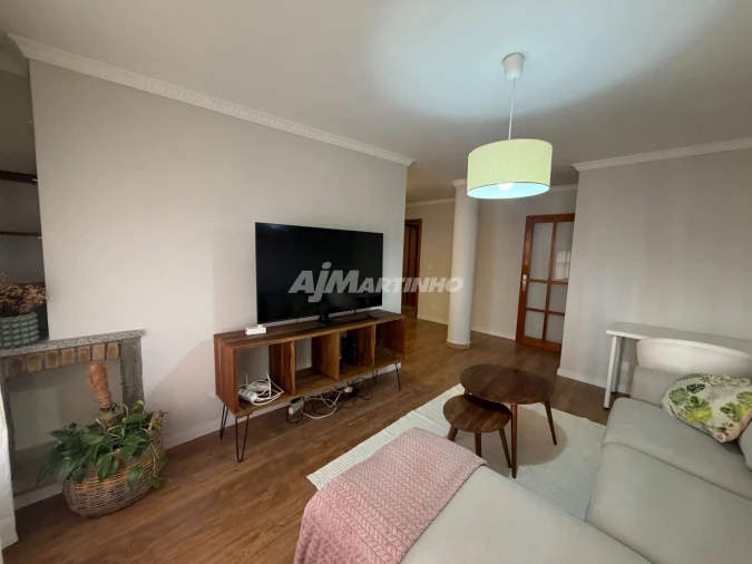 Apartamento T2 para Arrendamento em São Mamede de Infesta e Senhora da Hora Foto 8