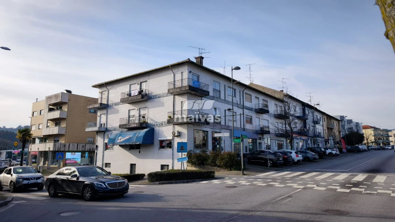 Apartamento T3 para Venda em Vila Verde e Barbudo Foto 1