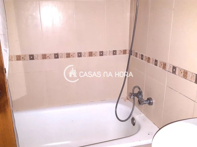 Apartamento T2 para Arrendamento em Penha de França Foto 16