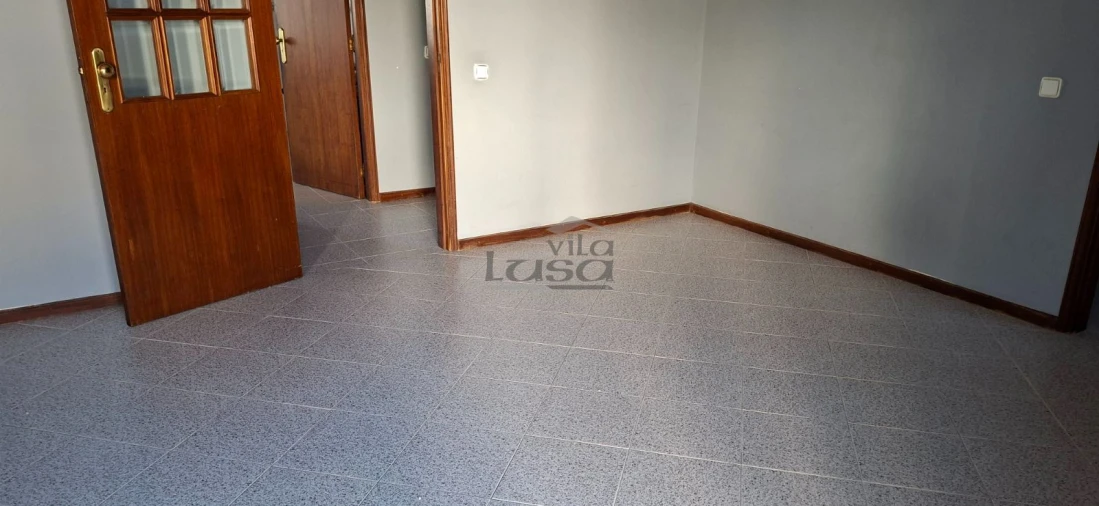 Apartamento T2 para Arrendamento em Croca Foto 9