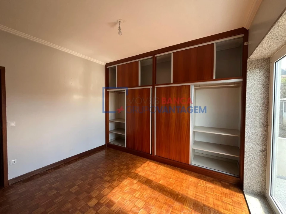 Moradia T3 para Venda em Pombeiro de Ribavizela Foto 19