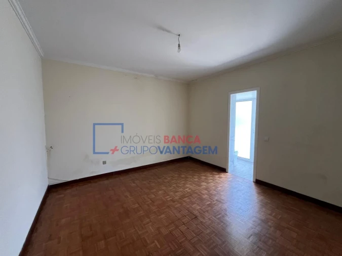 Moradia T3 para Venda em Pombeiro de Ribavizela Foto 15