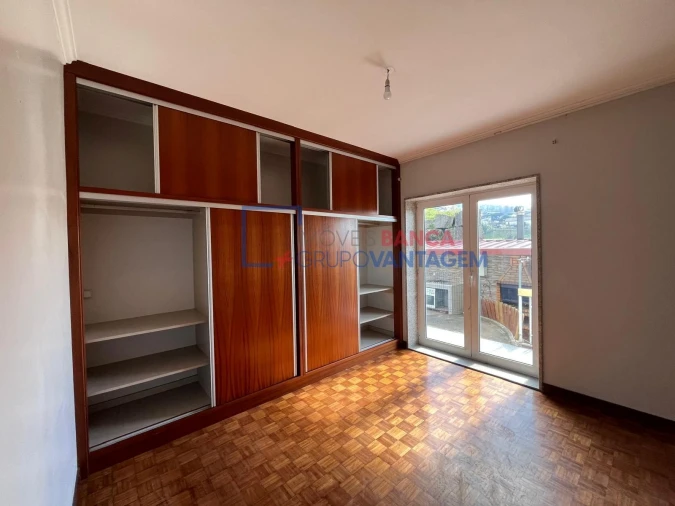 Moradia T3 para Venda em Pombeiro de Ribavizela Foto 18