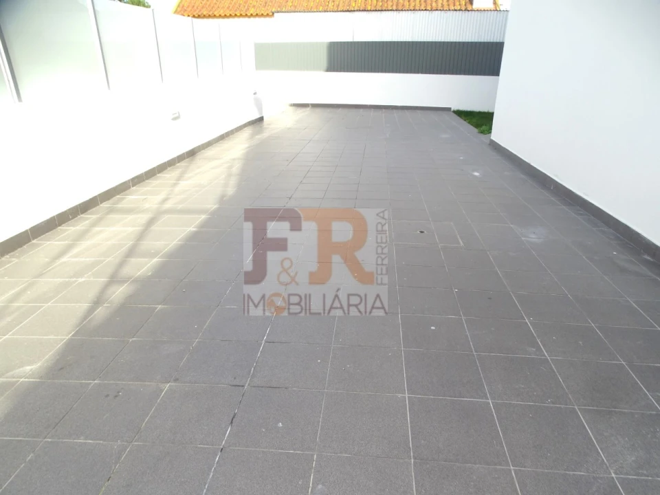 Moradia T5 para Venda em Azeitão (São Lourenço e São Simão) Foto 11