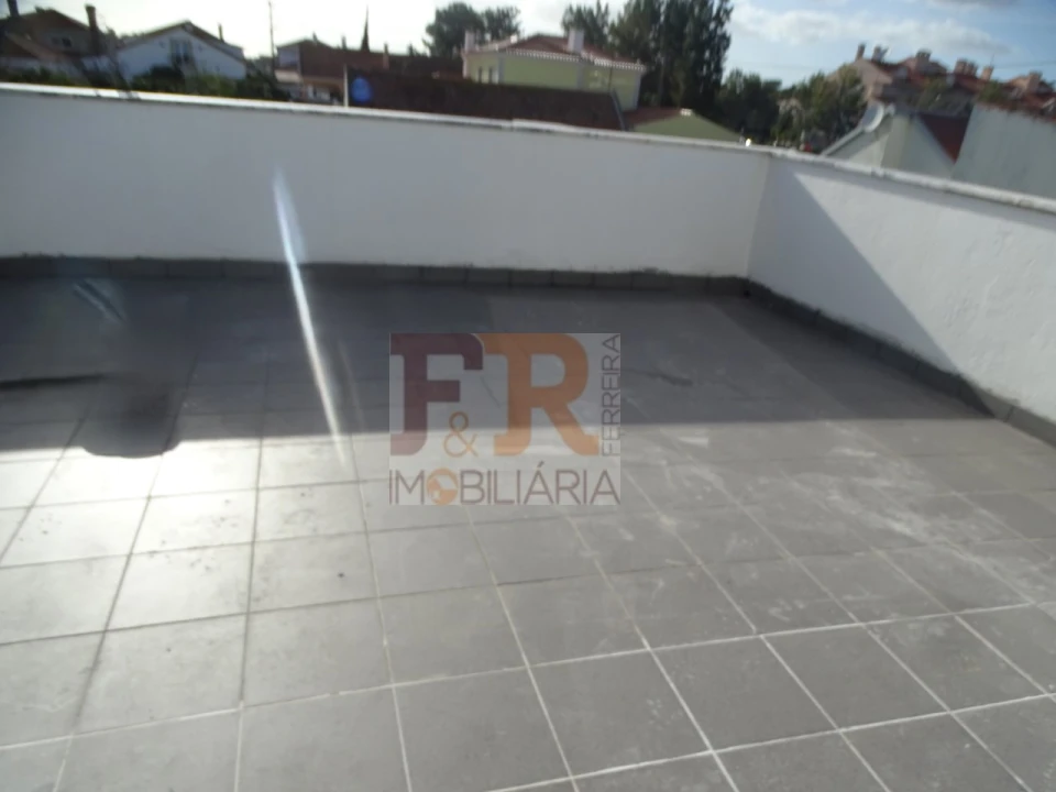 Moradia T5 para Venda em Azeitão (São Lourenço e São Simão) Foto 34