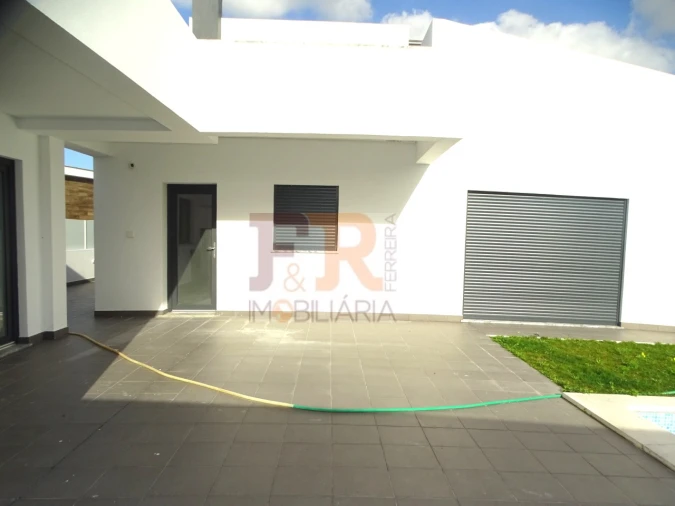 Moradia T5 para Venda em Azeitão (São Lourenço e São Simão) Foto 9