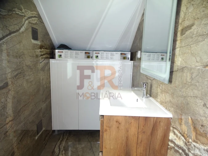 Moradia T5 para Venda em Azeitão (São Lourenço e São Simão) Foto 22