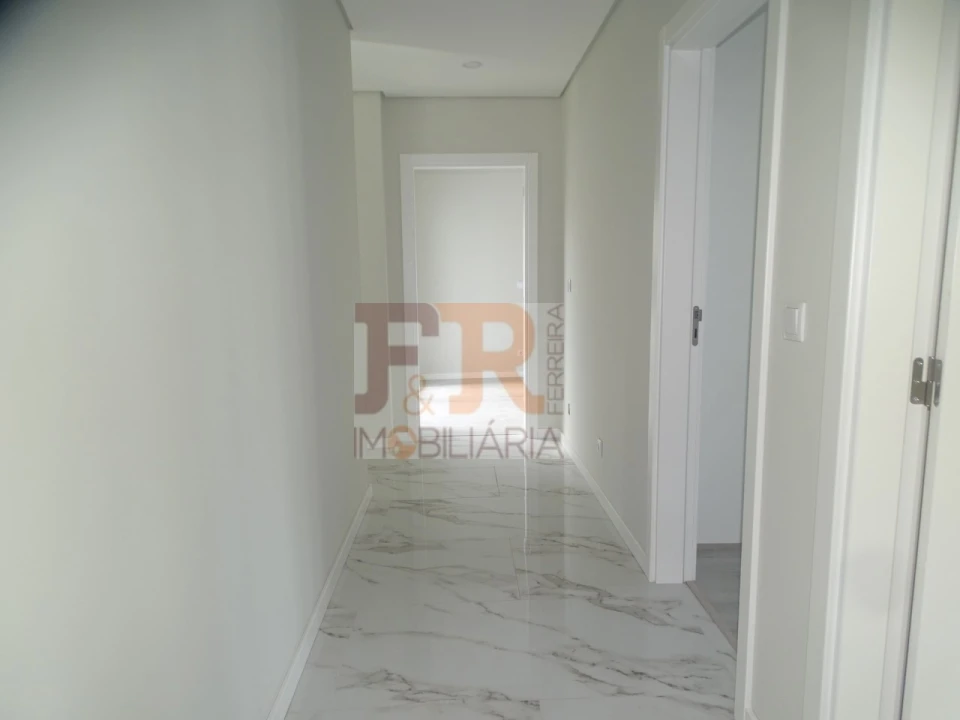 Moradia T5 para Venda em Azeitão (São Lourenço e São Simão) Foto 22