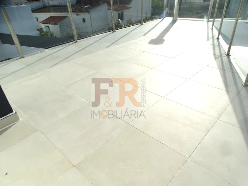 Moradia T5 para Venda em Azeitão (São Lourenço e São Simão) Foto 30