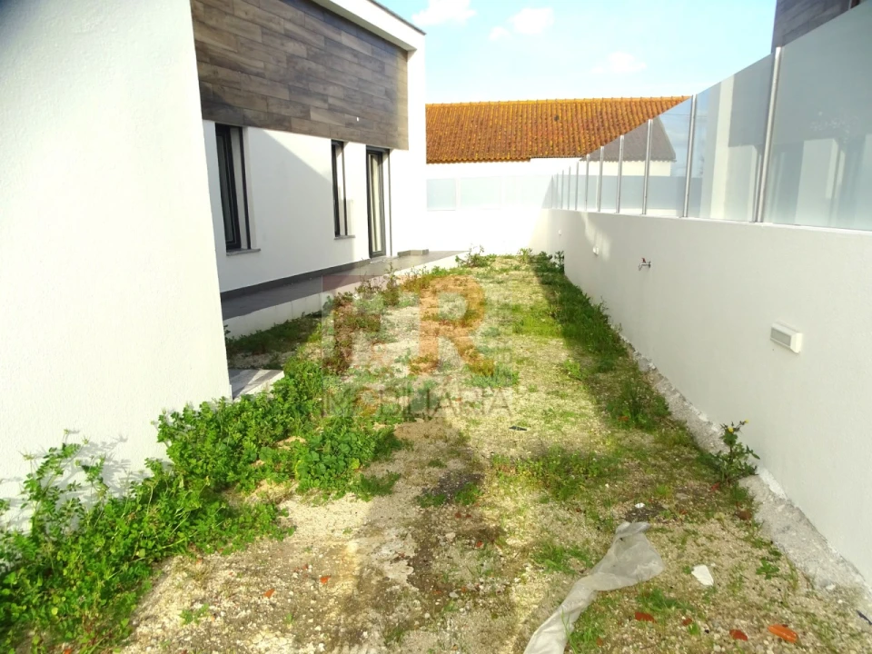 Moradia T5 para Venda em Azeitão (São Lourenço e São Simão) Foto 51