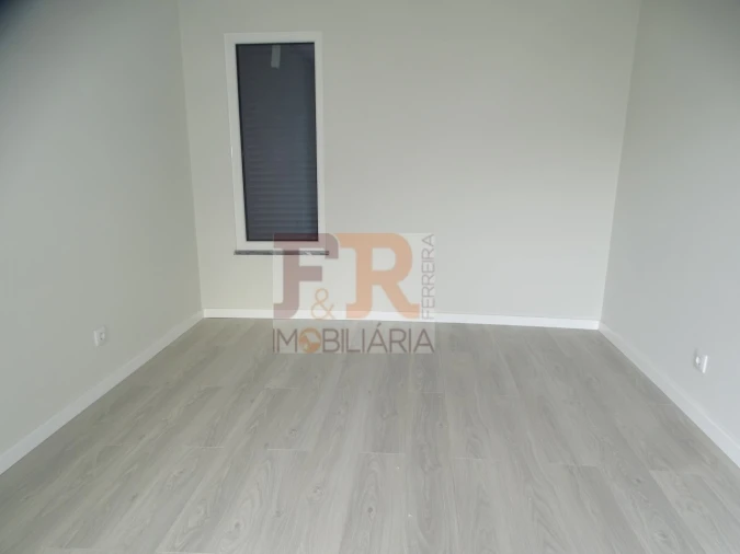 Moradia T5 para Venda em Azeitão (São Lourenço e São Simão) Foto 14