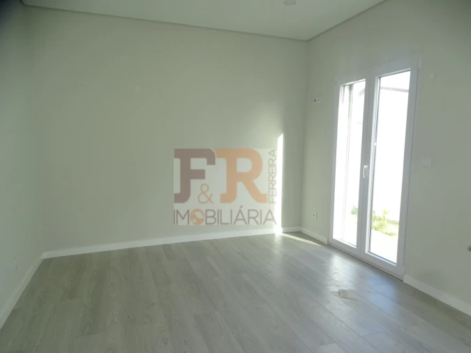 Moradia T5 para Venda em Azeitão (São Lourenço e São Simão) Foto 19