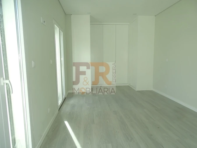 Moradia T5 para Venda em Azeitão (São Lourenço e São Simão) Foto 41