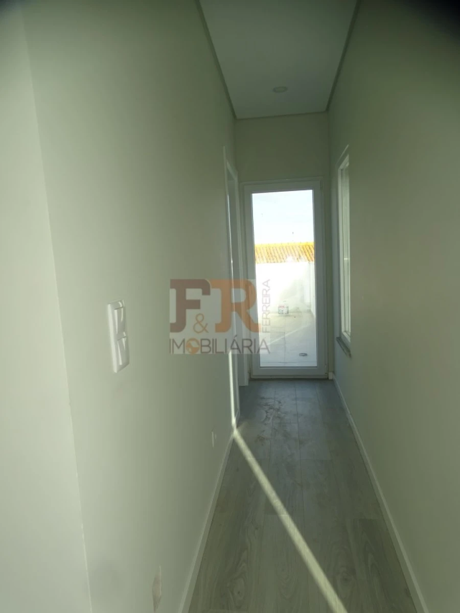 Moradia T5 para Venda em Azeitão (São Lourenço e São Simão) Foto 44