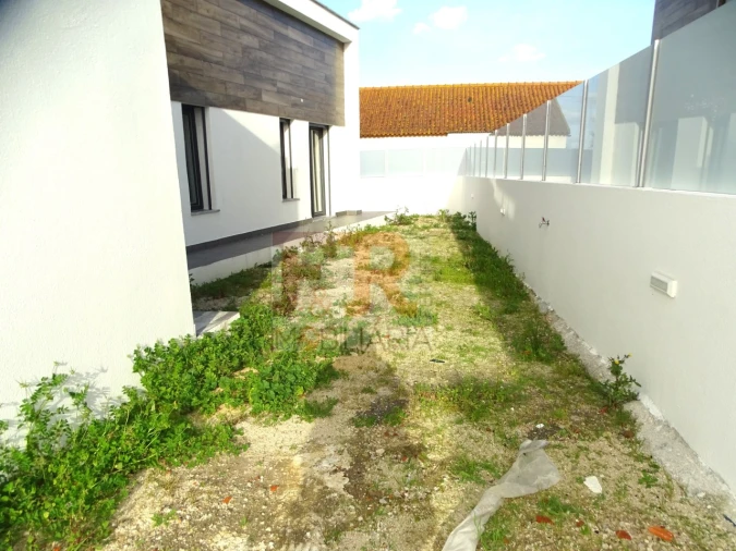 Moradia T5 para Venda em Azeitão (São Lourenço e São Simão) Foto 51