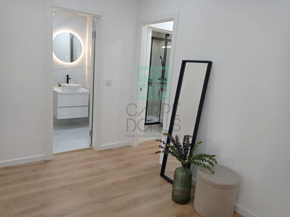 Apartamento T3 para Venda em Benfica Foto 6
