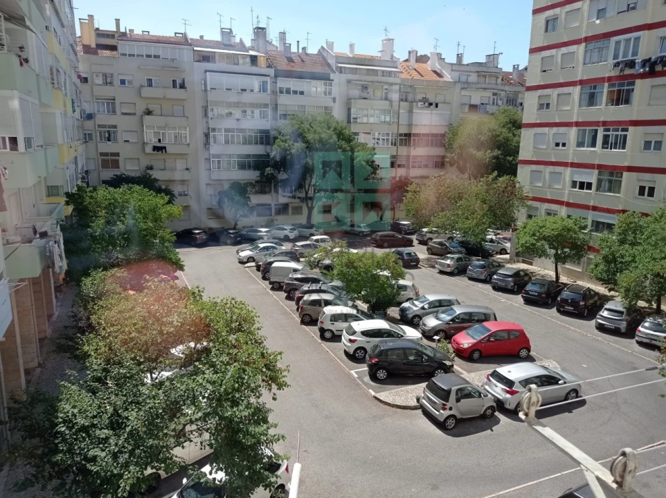 Apartamento T3 para Venda em Benfica Foto 18