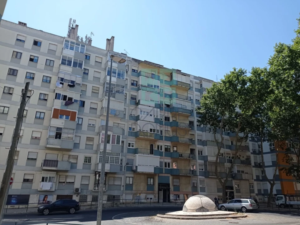 Apartamento T3 para Venda em Benfica Foto 28