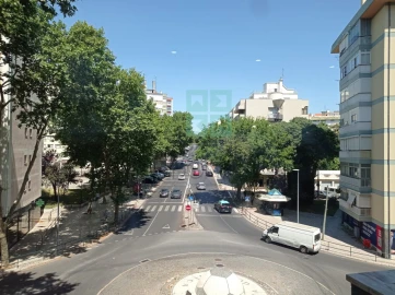 Apartamento T3 para Venda em Benfica