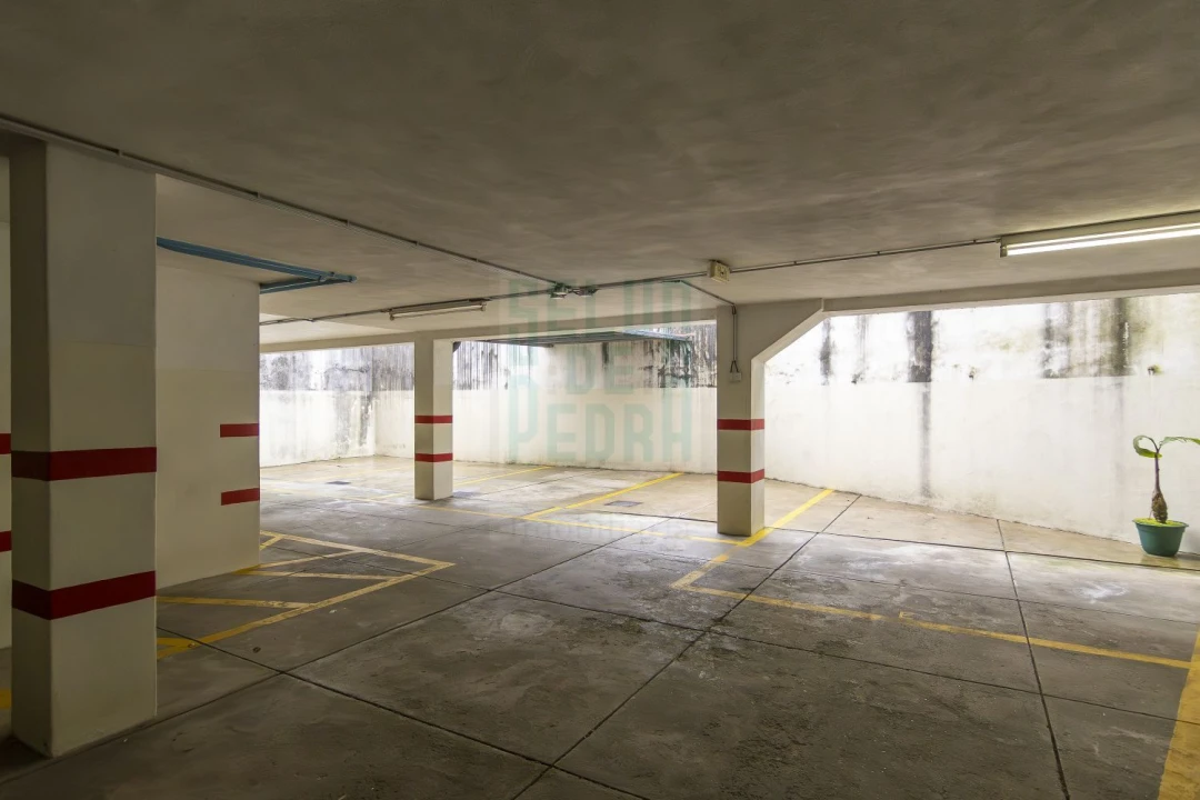 Apartamento T1 para Arrendamento em Paranhos Foto 15