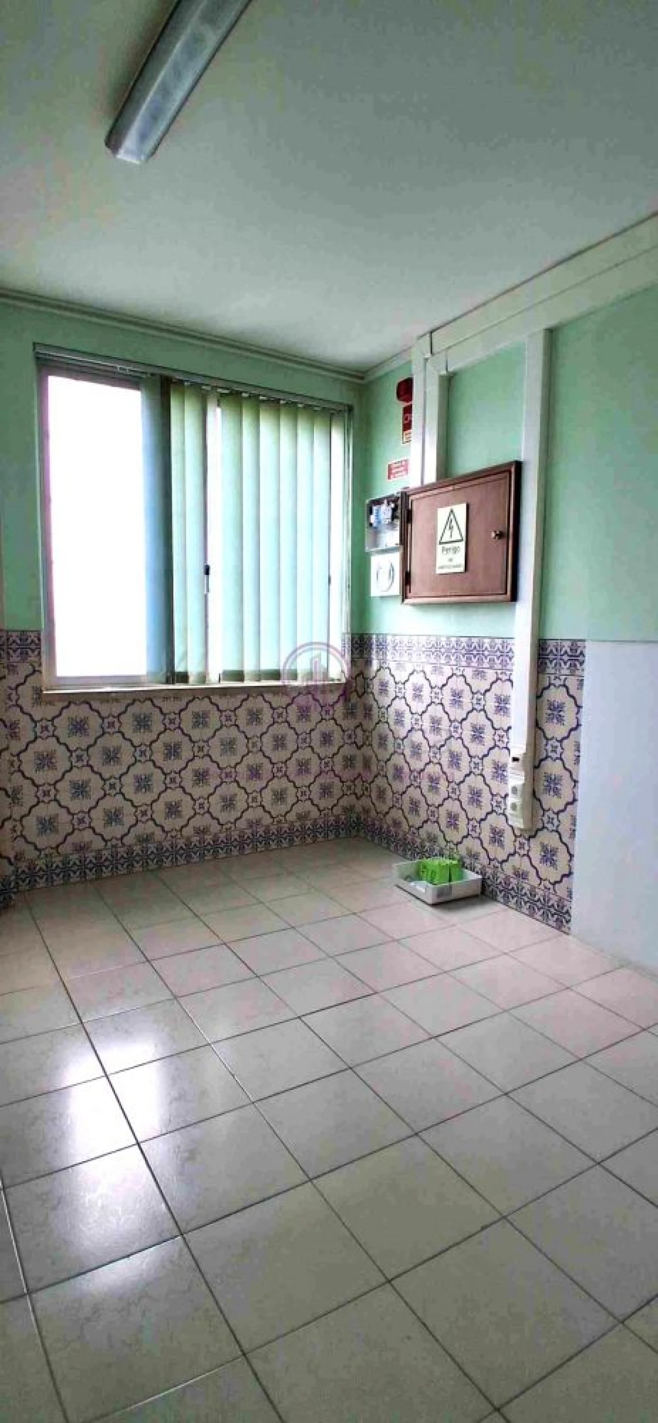 Loja para Venda em Algueirão-Mem Martins Foto 19