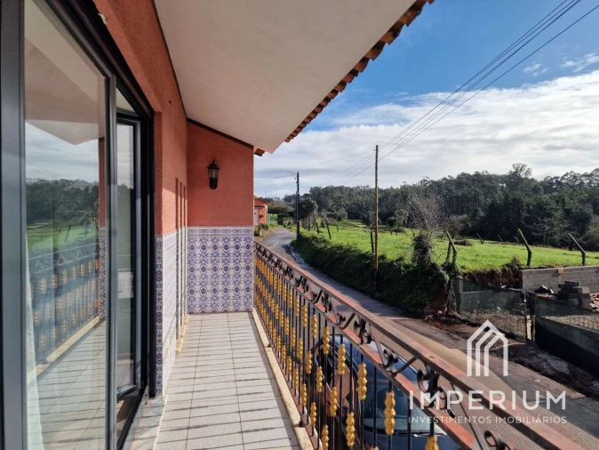 Moradia T3 para Venda em São João de Loure e Frossos Foto 1