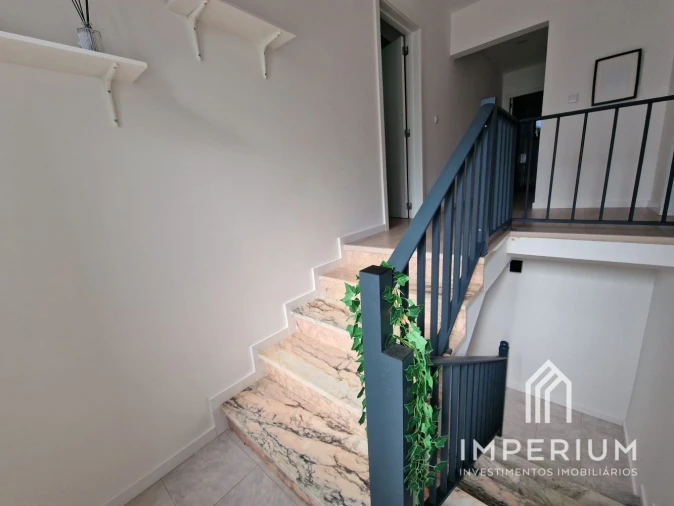 Moradia T3 para Venda em São João de Loure e Frossos Foto 2