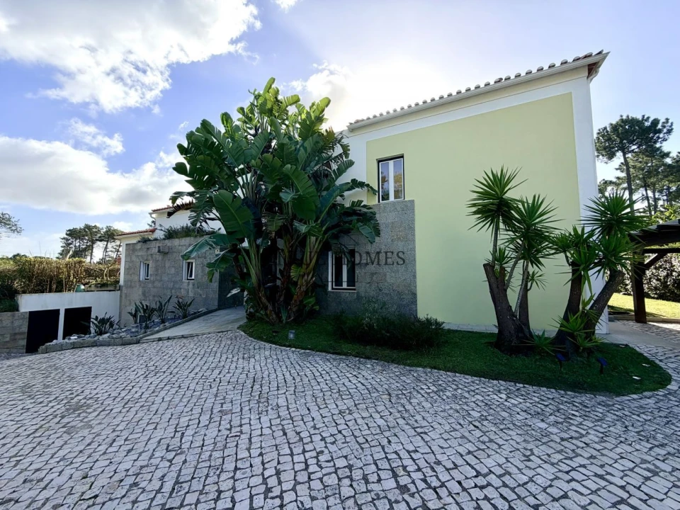 Moradia T5 para Venda em Charneca de Caparica e Sobreda Foto 7