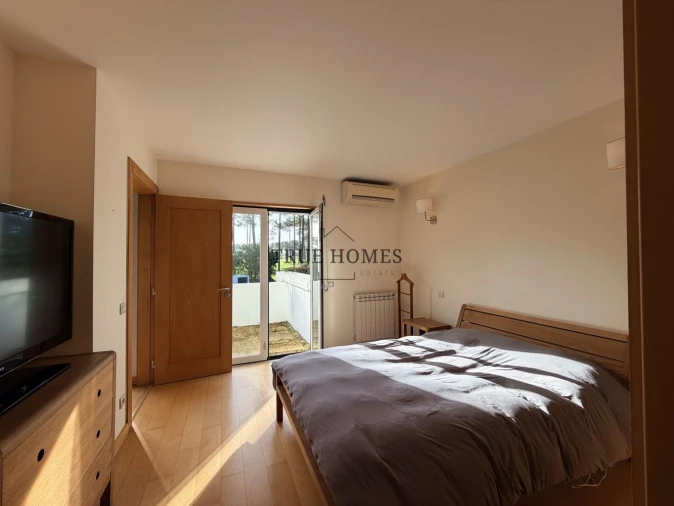 Moradia T5 para Venda em Charneca de Caparica e Sobreda Foto 36