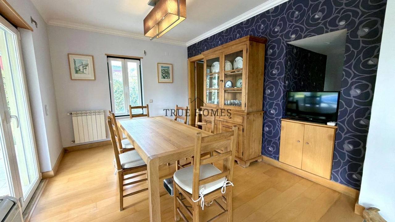 Moradia T5 para Venda em Charneca de Caparica e Sobreda Foto 13