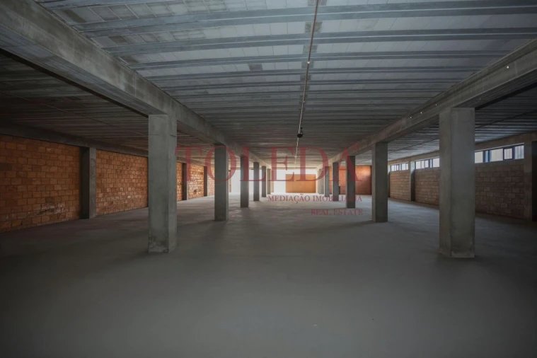 Loja para Venda em Santa Cruz/Trindade e Sanjurge Foto 3