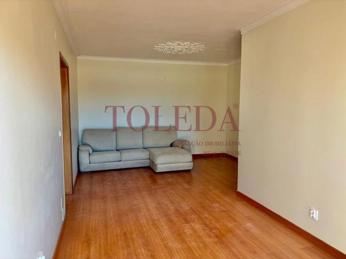 Apartamento T2 para Venda em Queluz e Belas Foto 10