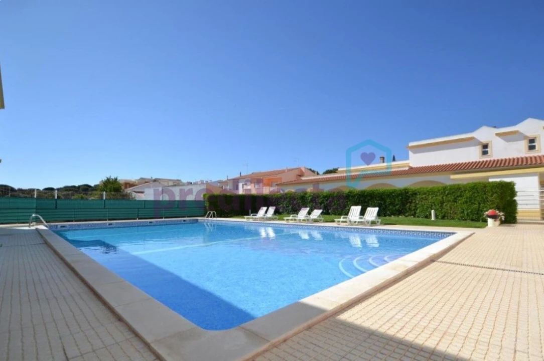 Apartamento T1 para Venda em Albufeira e Olhos de Água Foto 20