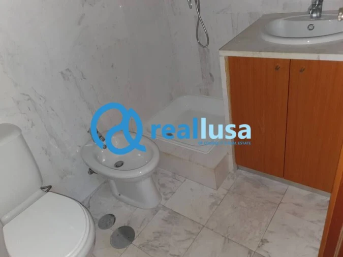 Apartamento T3 para Venda em Oliveira do Douro Foto 13