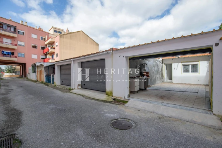 Moradia T1 para Venda em Baixa da Banheira e Vale da Amoreira Foto 23