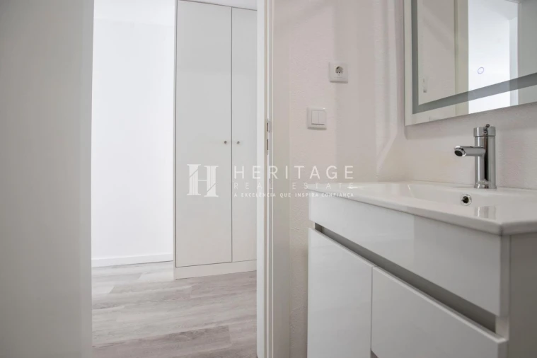 Moradia T1 para Venda em Baixa da Banheira e Vale da Amoreira Foto 4