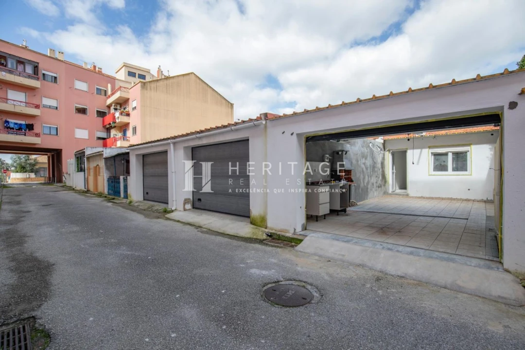 Moradia T1 para Venda em Baixa da Banheira e Vale da Amoreira Foto 23